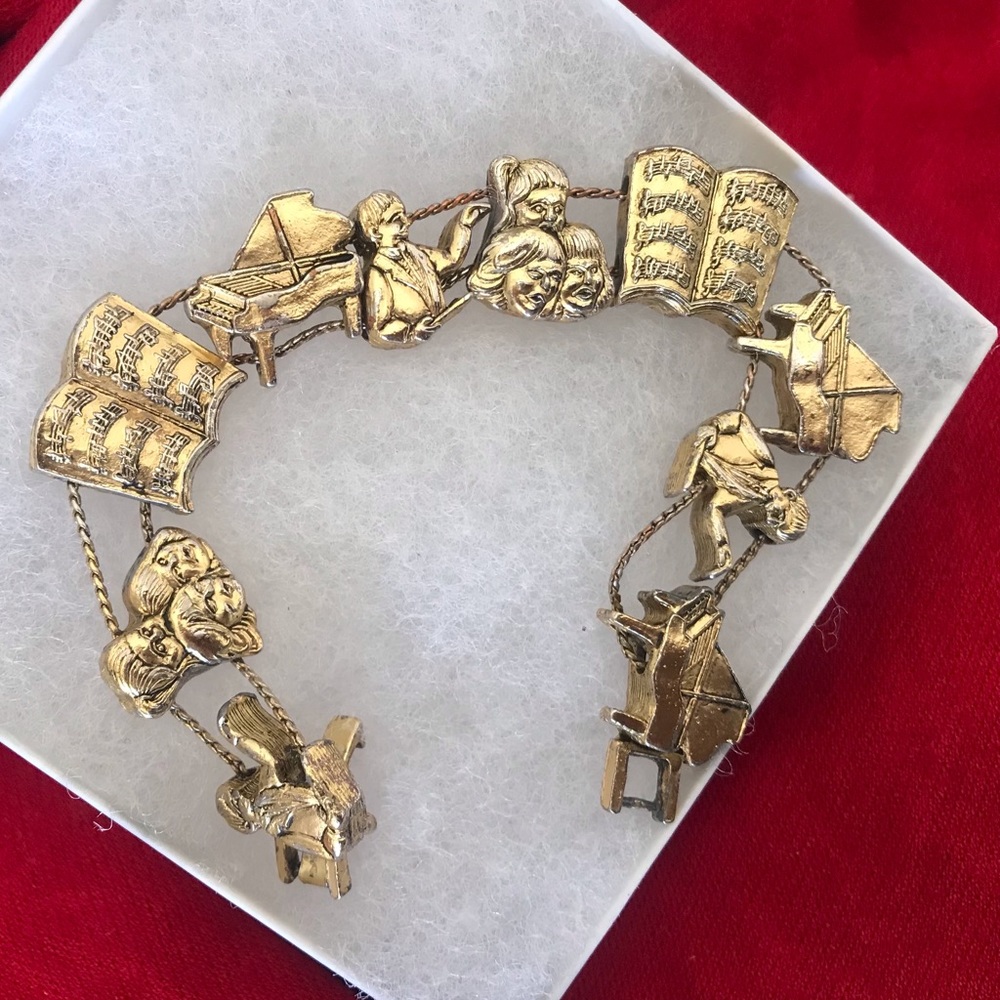 Musicians charm bracelet